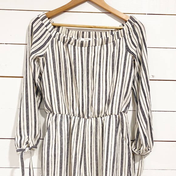 Maurice’s Romper - Picture 1 of 5